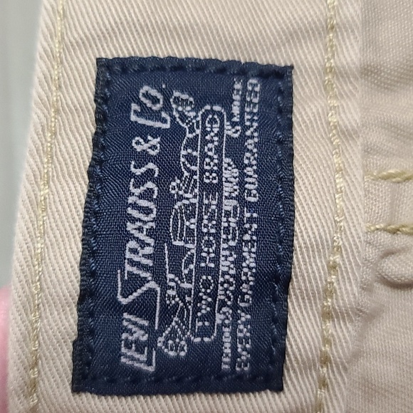 NWT Levi's Men's Carrier Cargo Shorts Tan Multiple Pockets Betmuda Sz 48 - Picture 8 of 10